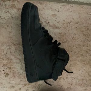 COPY - Nike black high top Air Force 1 kids size 6.5